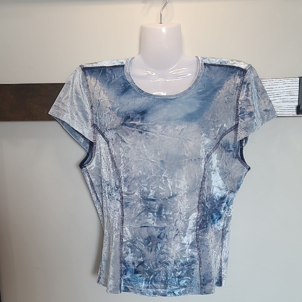 Wilfred Blue Tie Dye Y2K Crushed Velvet Bodycon Fitted Short Sleeve Tee